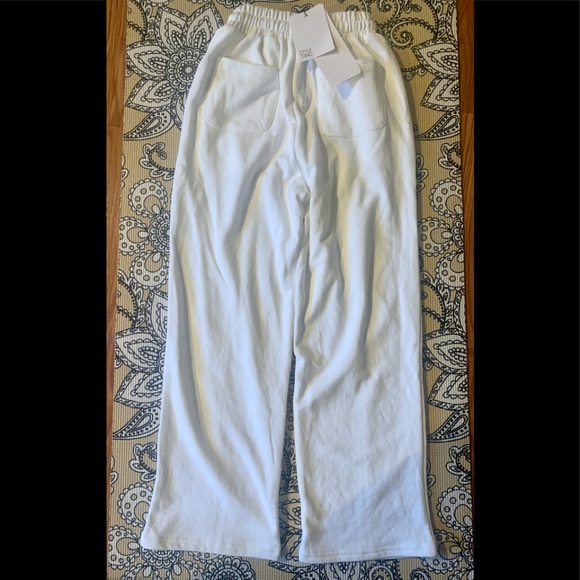 Style Tang Pants - Picture 2 of 3